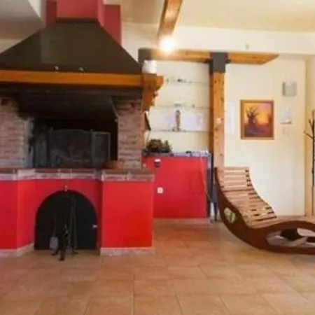 Hotel In Pomer Mit Privatem Pool